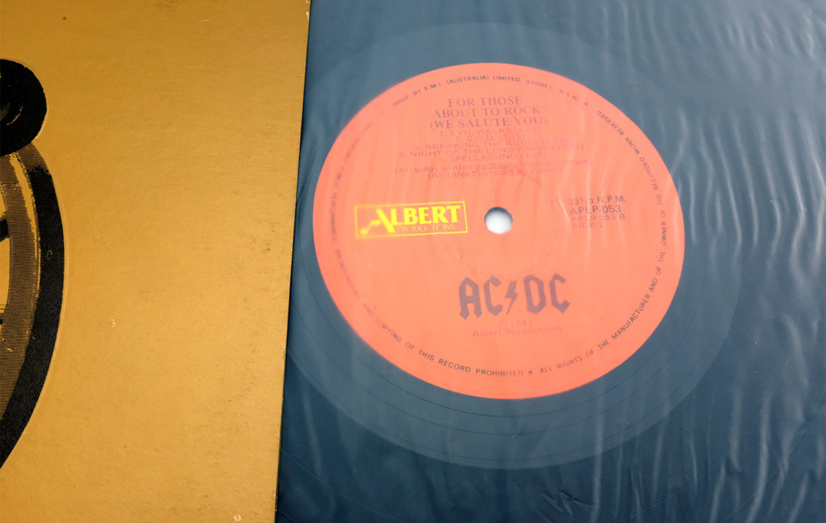 AC/DC Vol 2, 5 x LP 1987 Box Set w/ Poster & Sticker - Ozzy Collectibles